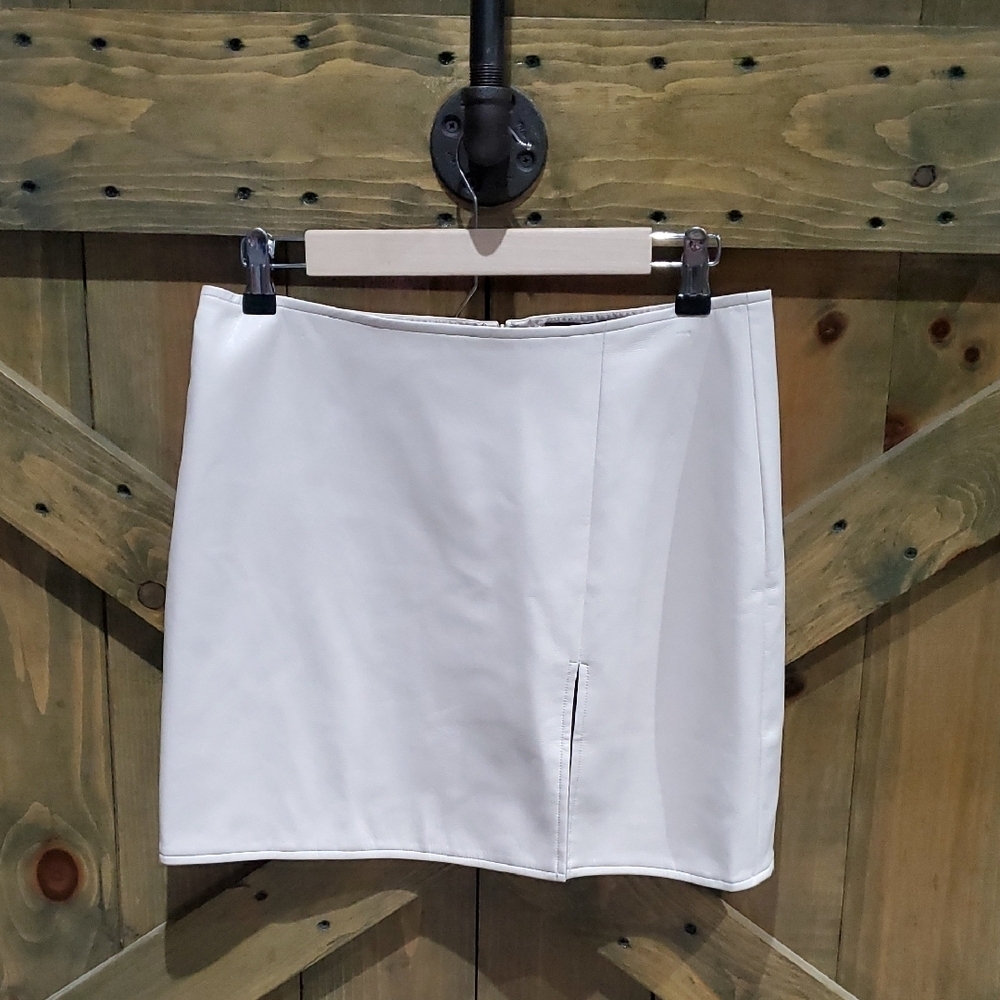 NWT White Mini Skirt RESET Vegan Clubwear Mobwife Faux Leather Going Out